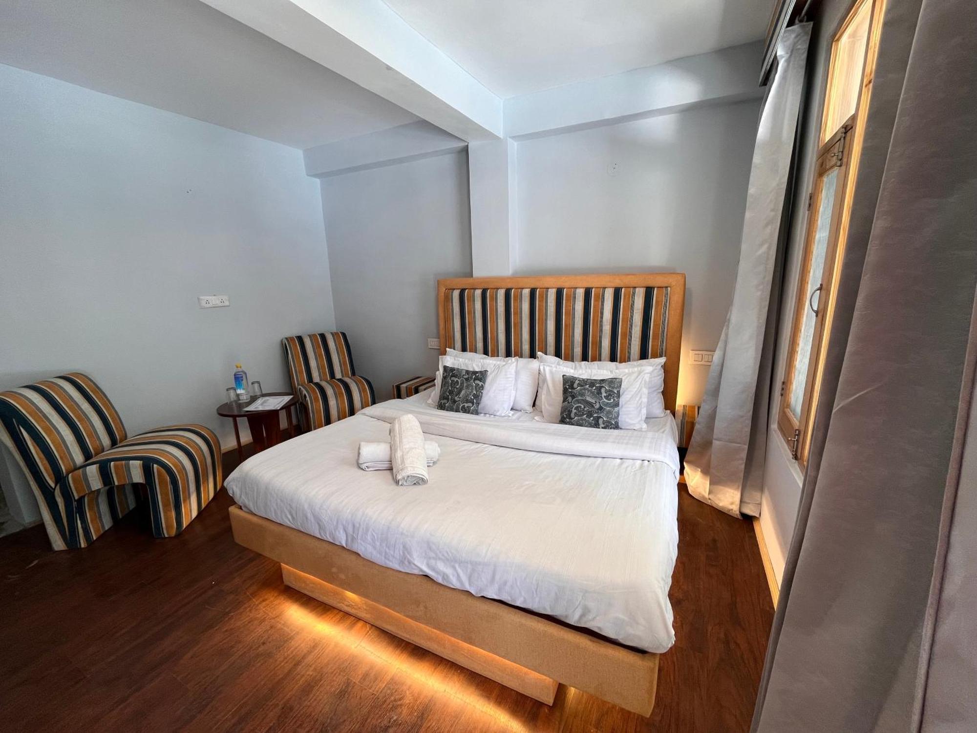 Hotel English Rose, #Personal Parking, #Petfriendly, #Garden, #Bonfire Under The Stars Manāli Exterior foto