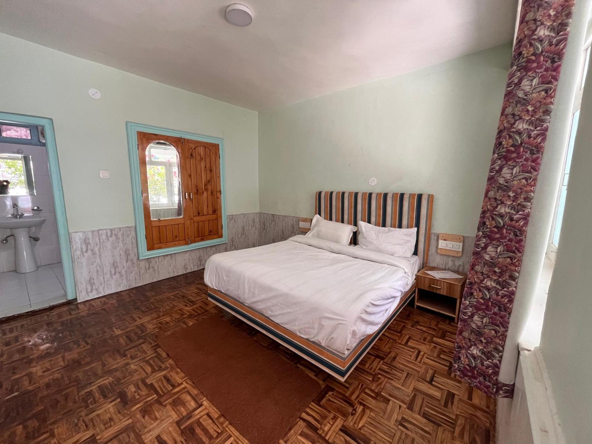 Hotel English Rose, #Personal Parking, #Petfriendly, #Garden, #Bonfire Under The Stars Manāli Exterior foto