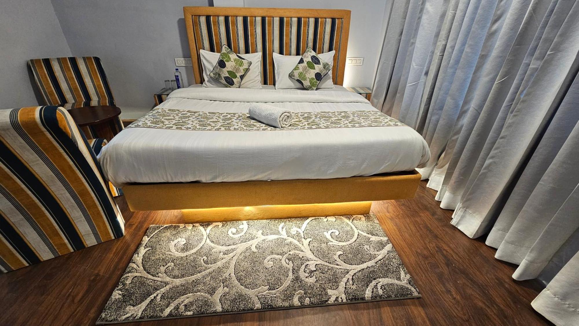 Hotel English Rose, #Personal Parking, #Petfriendly, #Garden, #Bonfire Under The Stars Manāli Exterior foto