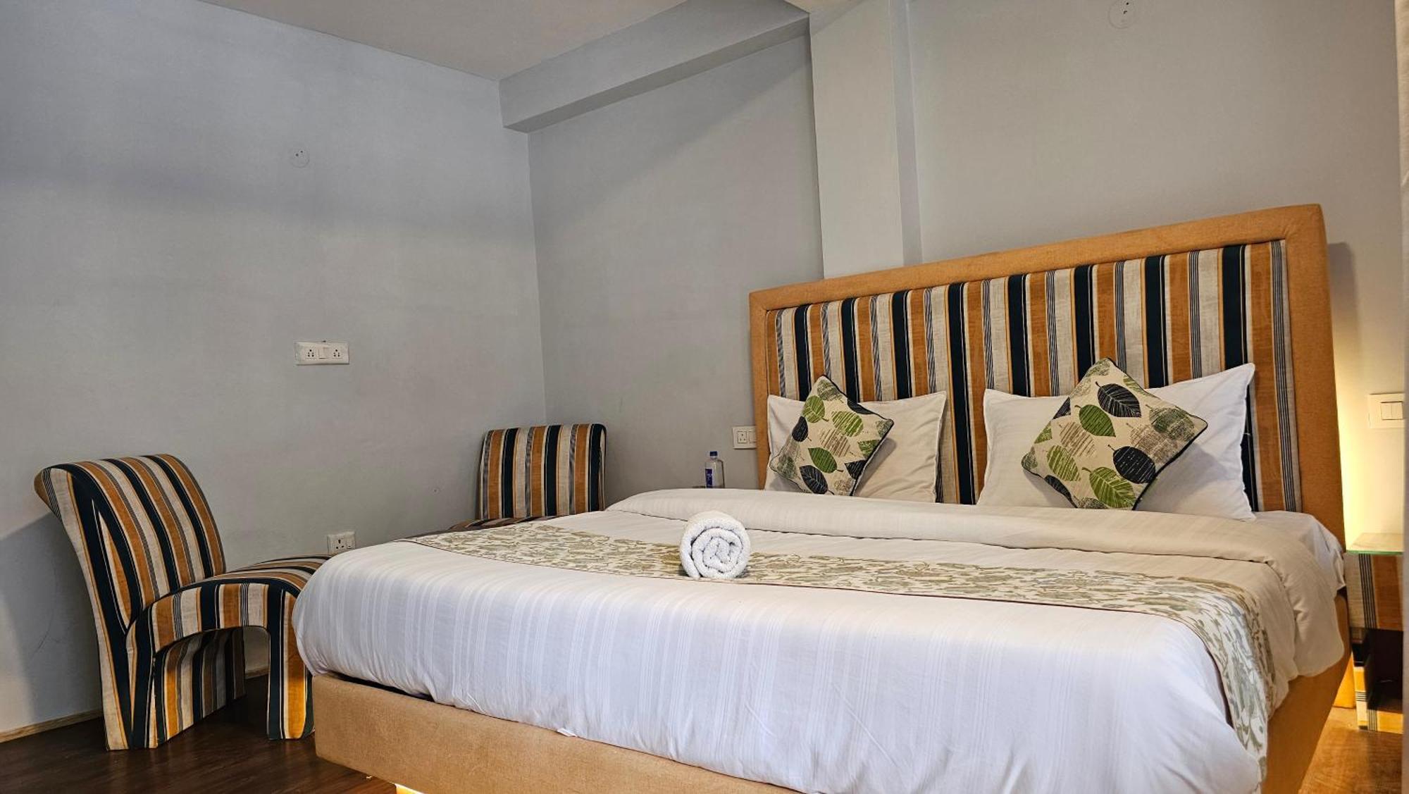 Hotel English Rose, #Personal Parking, #Petfriendly, #Garden, #Bonfire Under The Stars Manāli Exterior foto